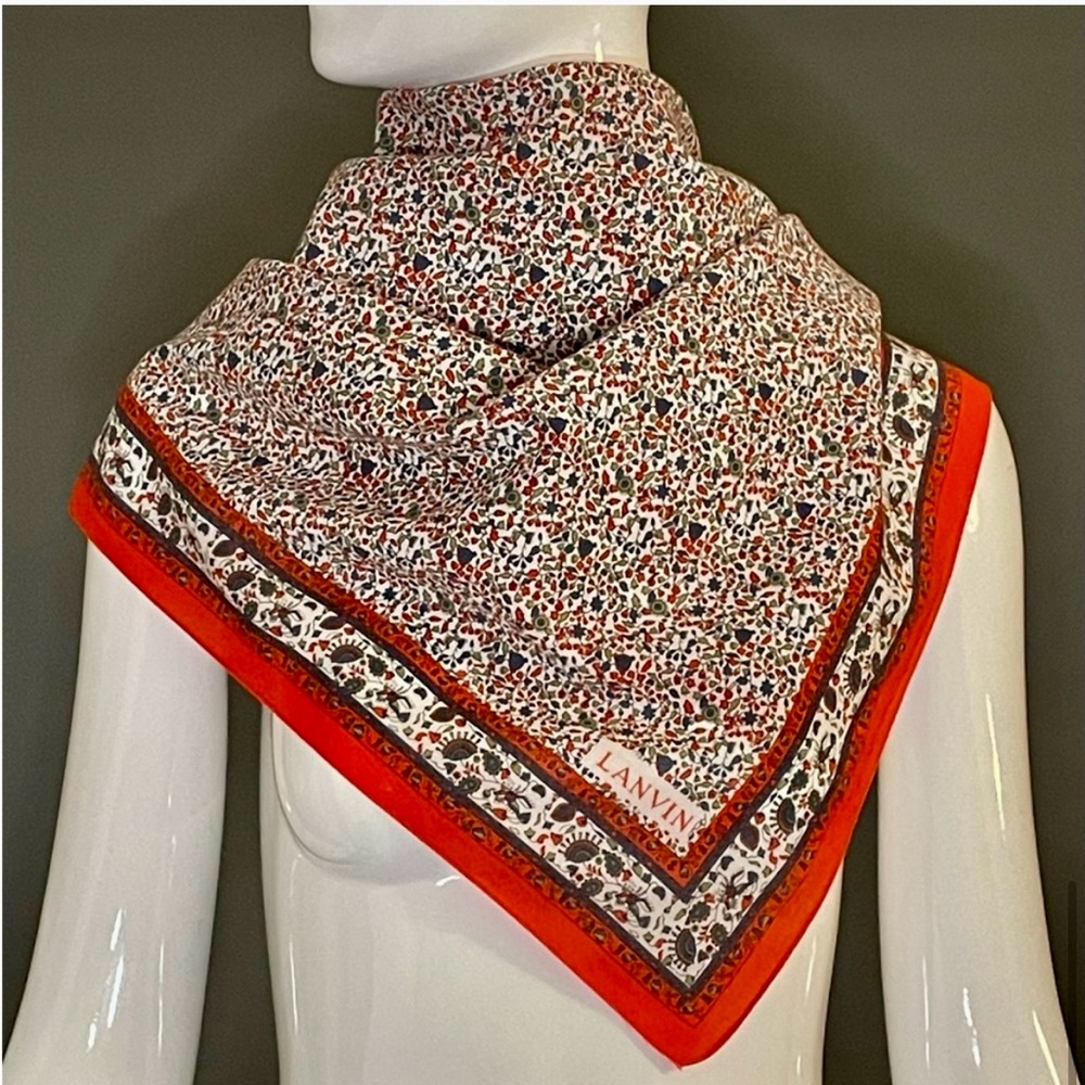 ♥️ Beautiful Lanvin Floral Print Scarf - Picture 4 of 5